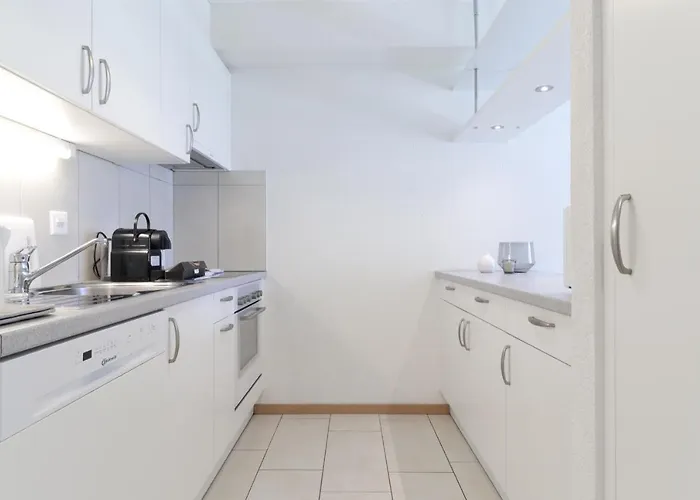 Modern Close To Train Station *